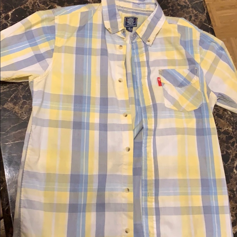 Button down shirt - Picture 2 of 4